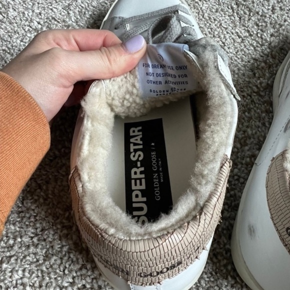 NWT Golden Goose Super Star Sneakers size 5. - Picture 2 of 5
